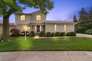 46636 E Oakwood Drive 55, Macomb Township, MI 48044