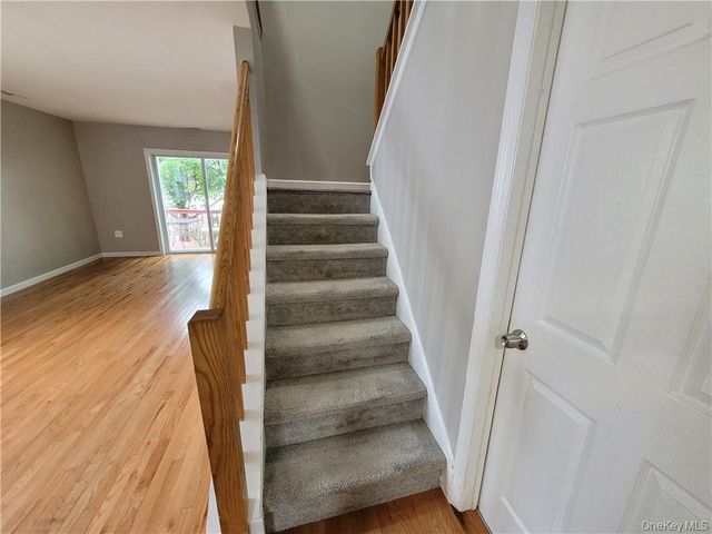 74 Lois Lane, Monroe, NY 10950