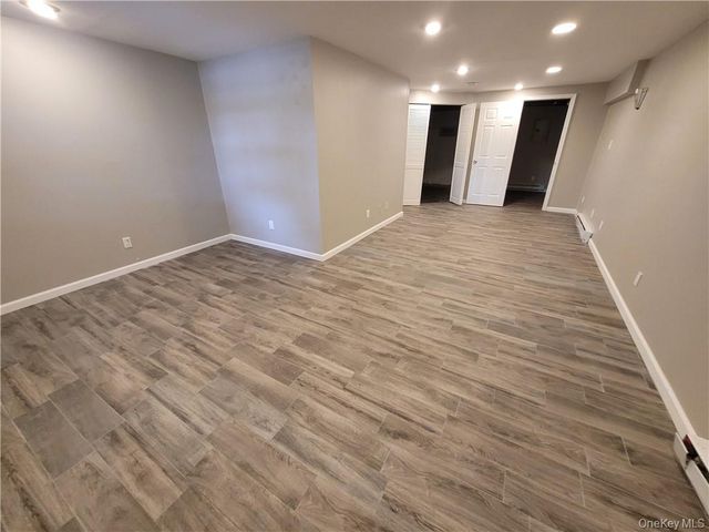 74 Lois Lane, Monroe, NY 10950