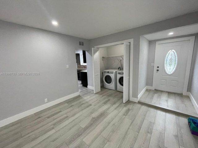 6241 NW 12th St 6241, Sunrise, FL 33313