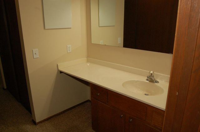 1887 Silver Bell Road 318, Eagan, MN 55122