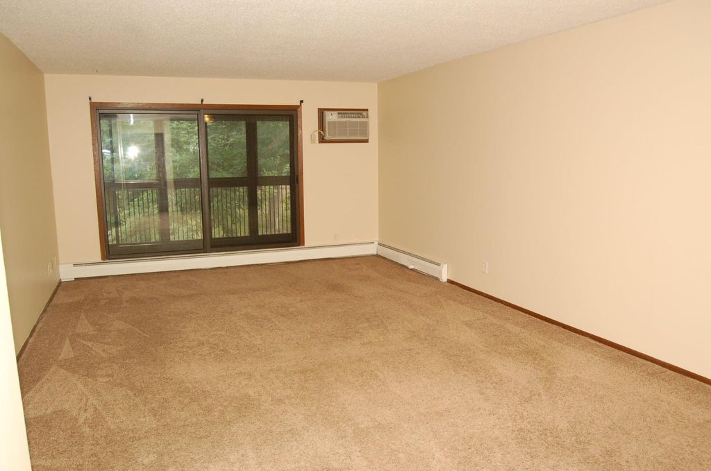 1887 Silver Bell Road 318, Eagan, MN 55122 — photo 4