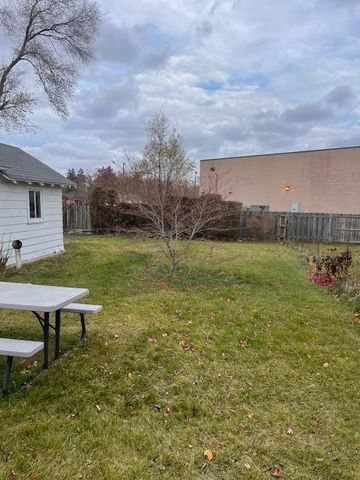 1030 Sophia Street, Muskegon, MI 49442