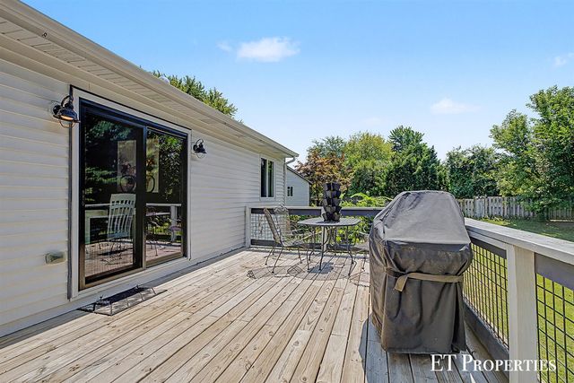 1210 Palmer Court, Grand Rapids, MI 49505