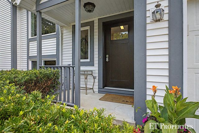 1210 Palmer Court, Grand Rapids, MI 49505