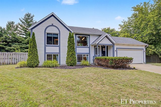 1210 Palmer Court, Grand Rapids, MI 49505
