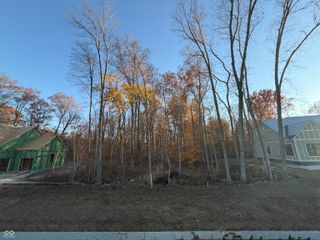 8247 Keeneland Road, Zionsville, IN 46077