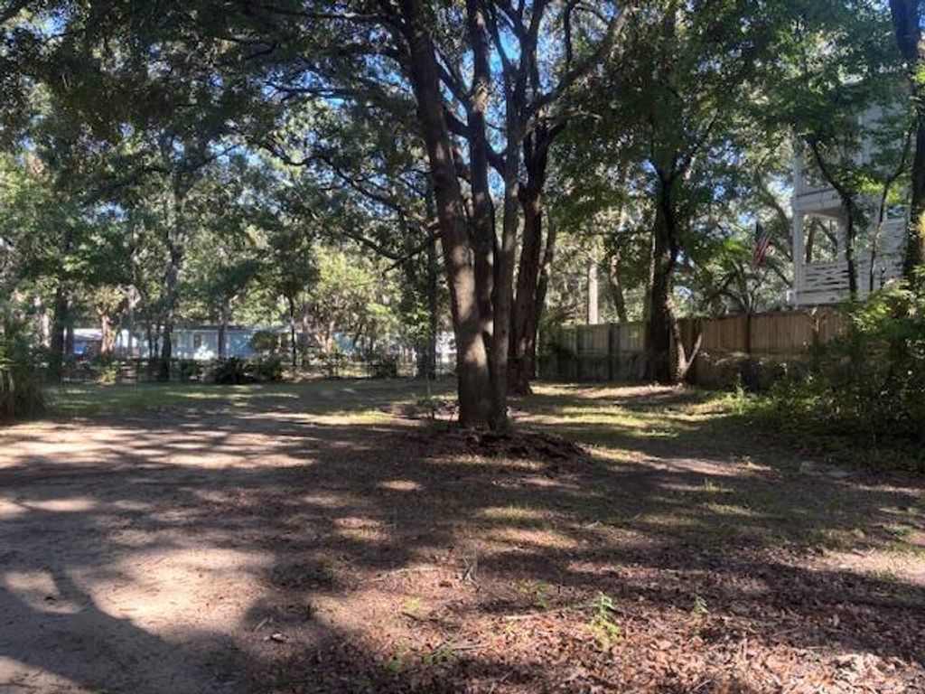 1401 Lieben Road, Mount Pleasant, SC 29466