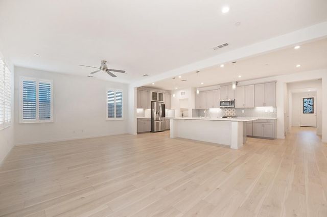 301 Gleam Pl, Roseville, CA 95747