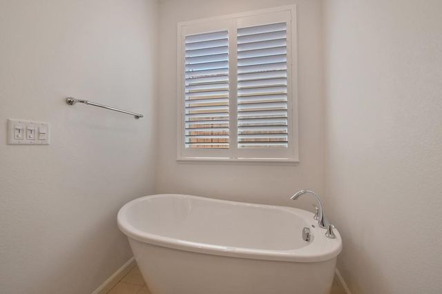 301 Gleam Pl, Roseville, CA 95747