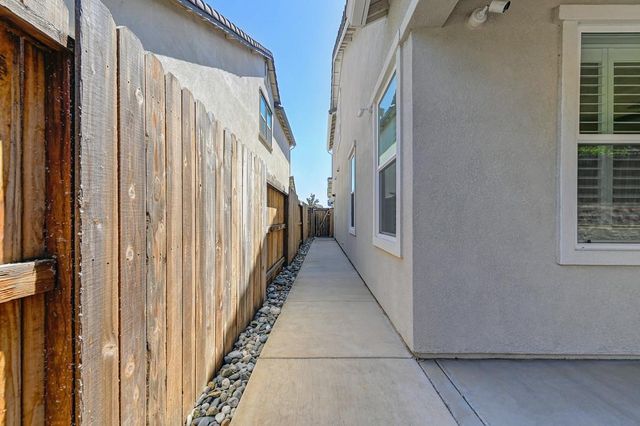 301 Gleam Pl, Roseville, CA 95747