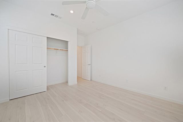 301 Gleam Pl, Roseville, CA 95747