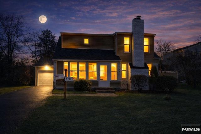 17-09 Well Drive, Fair Lawn, NJ 07410