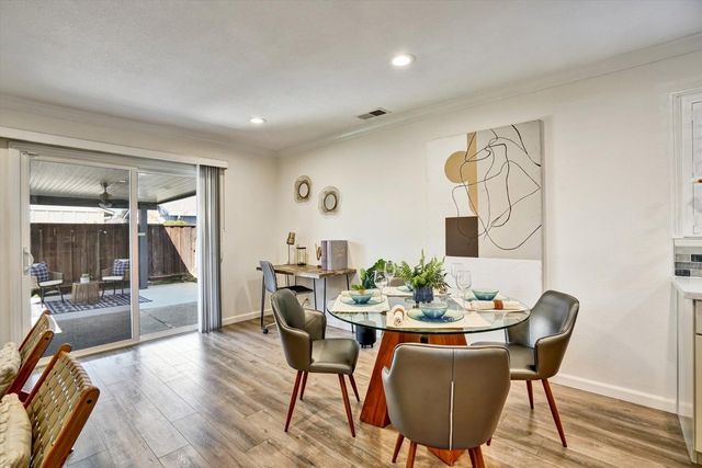 13921 13921 Tahiti Rd, San Leandro, CA 94577