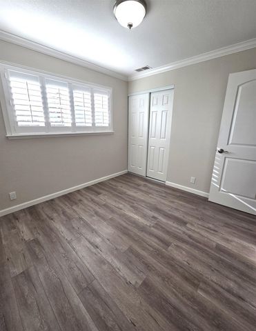 13921 13921 Tahiti Rd, San Leandro, CA 94577