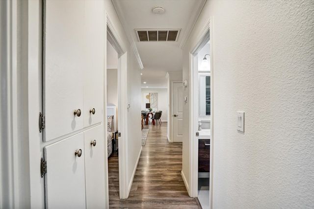 13921 13921 Tahiti Rd, San Leandro, CA 94577