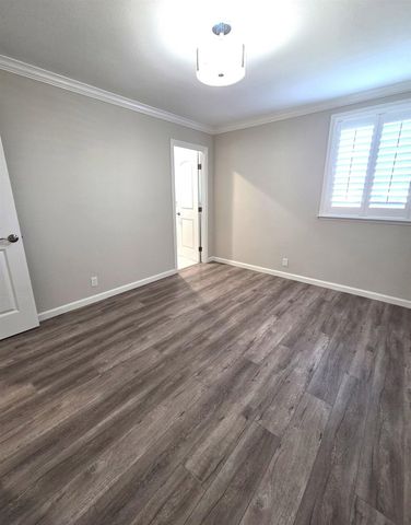 13921 13921 Tahiti Rd, San Leandro, CA 94577