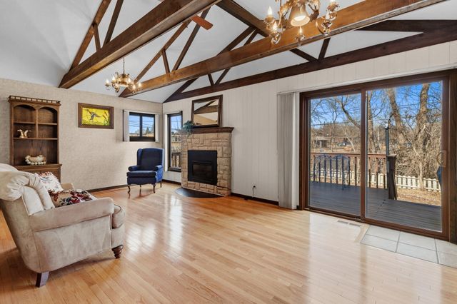 2565 Martin Way, White Bear Lake, MN 55110