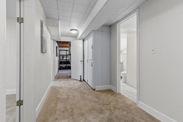 2565 Martin Way, White Bear Lake, MN 55110