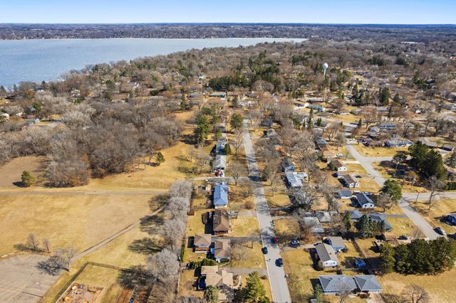 2565 Martin Way, White Bear Lake, MN 55110