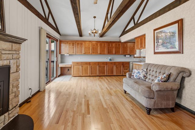 2565 Martin Way, White Bear Lake, MN 55110