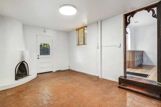 809 Wellesley Drive NE, Albuquerque, NM 87106