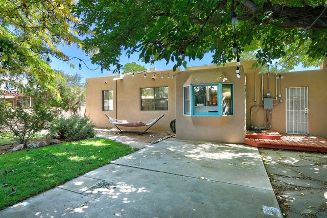 809 Wellesley Drive NE, Albuquerque, NM 87106