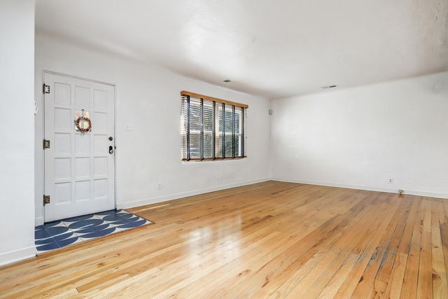 809 Wellesley Drive NE, Albuquerque, NM 87106