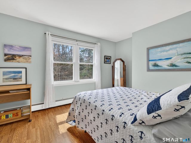 10 Castle Meadow Drive 10, Stonington, CT 06379