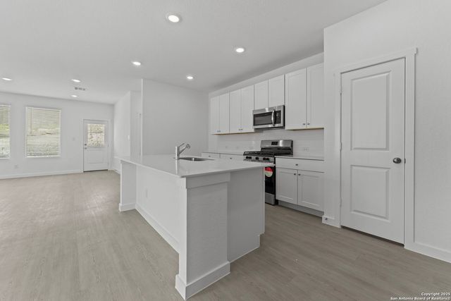 10333 Bridgton Mill, San Antonio, TX 78254