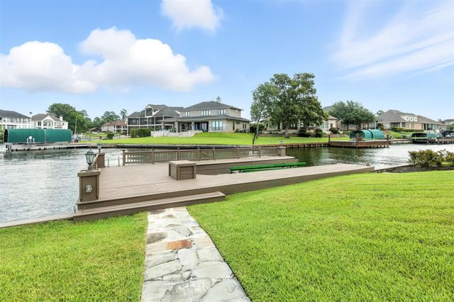 12336 White Oak Point, Conroe, TX 77304