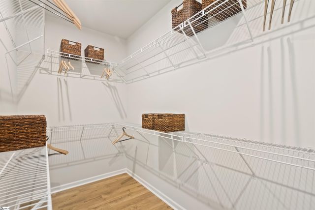 105 Harling Court, Fountain Inn, SC 29644