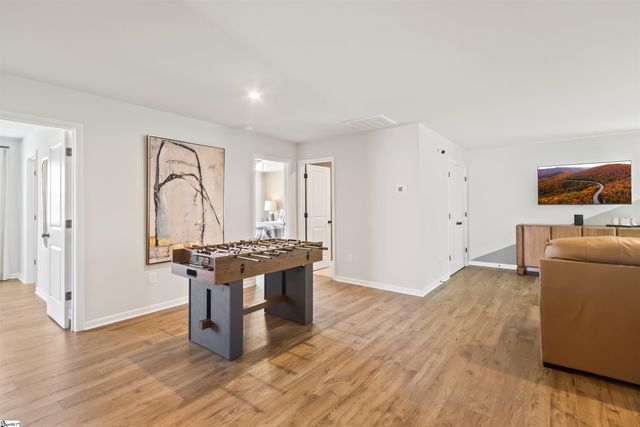 105 Harling Court, Fountain Inn, SC 29644