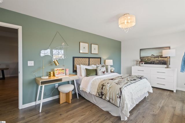 105 Harling Court, Fountain Inn, SC 29644