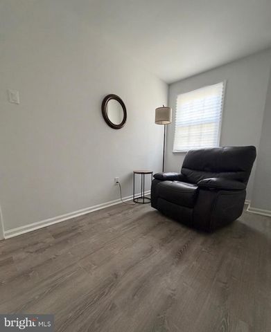 3710 VALE LN, Philadelphia, PA 19114