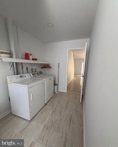 3710 VALE LN, Philadelphia, PA 19114