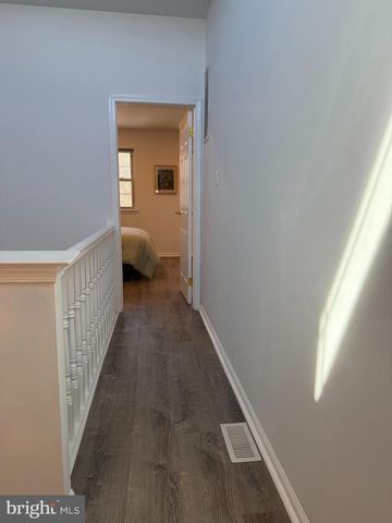 3710 VALE LN, Philadelphia, PA 19114