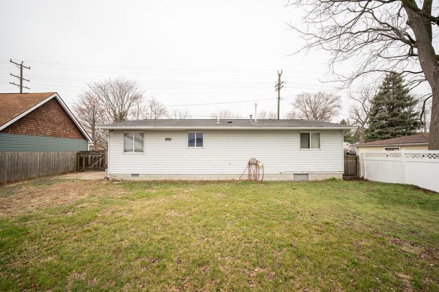 1720 Michigan Street, Algonac City, MI 48001
