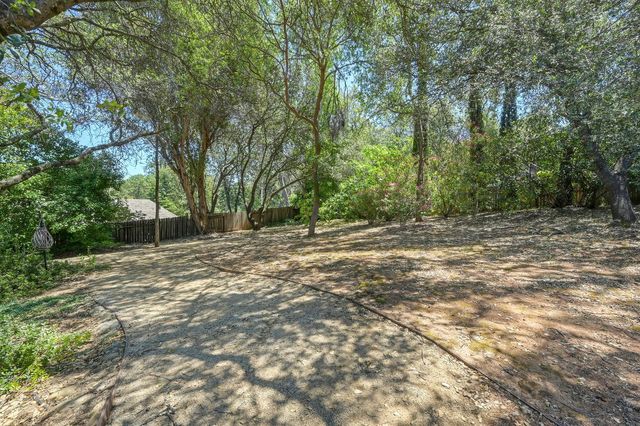 3370 Hacienda Rd, Cameron Park, CA 95682