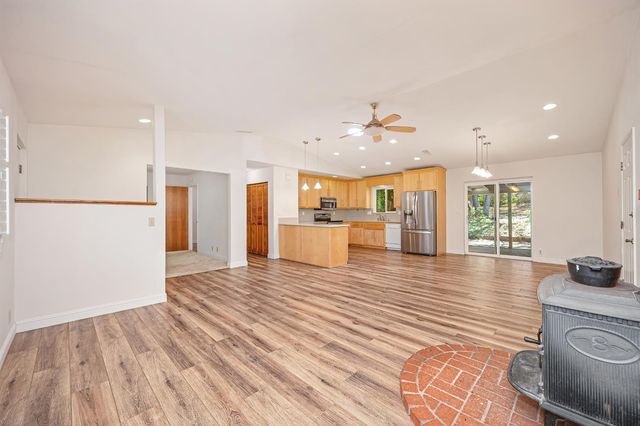 3370 Hacienda Rd, Cameron Park, CA 95682