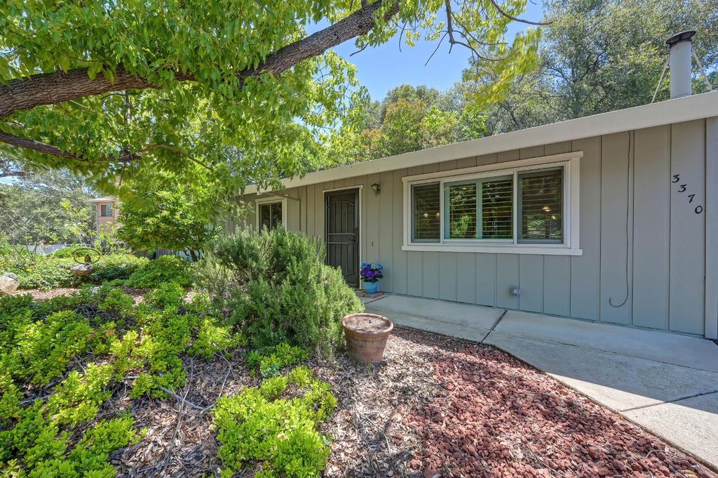 3370 Hacienda Rd, Cameron Park, CA 95682