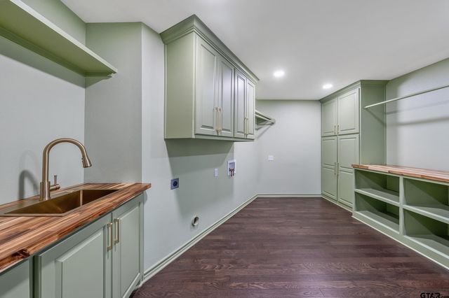 606 Tremont St, Tyler, TX 75701