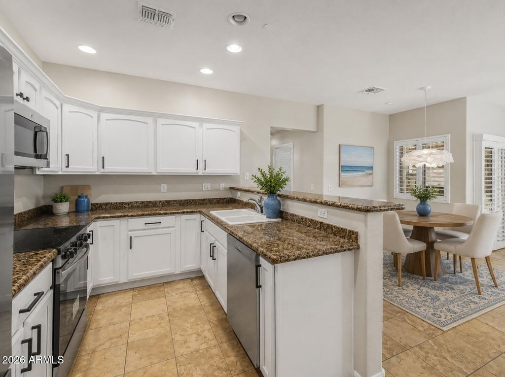 12050 N PANORAMA Drive 106, Fountain Hills, AZ 85268 — photo 4