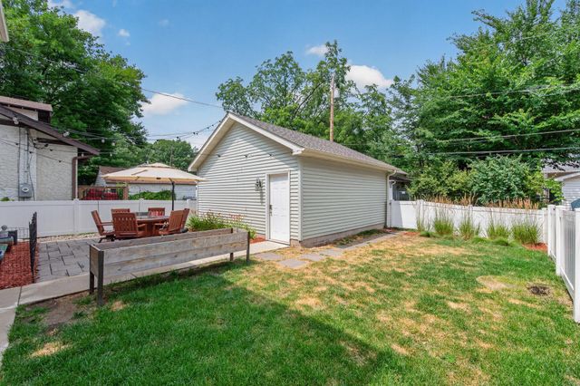 1443 Jefferson Avenue, Saint Paul, MN 55105