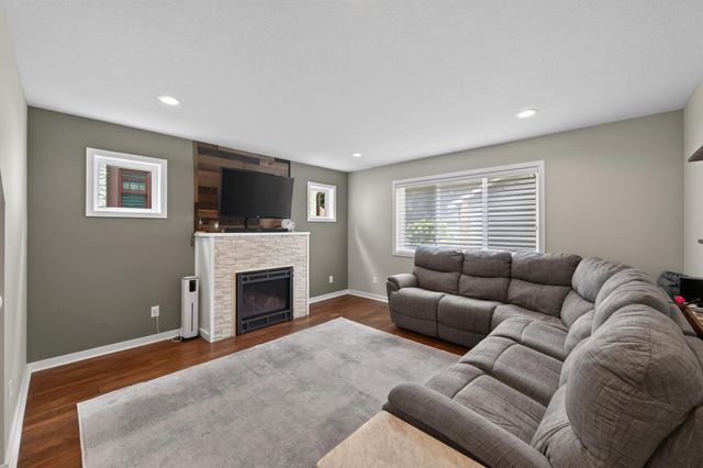 1443 Jefferson Avenue, Saint Paul, MN 55105