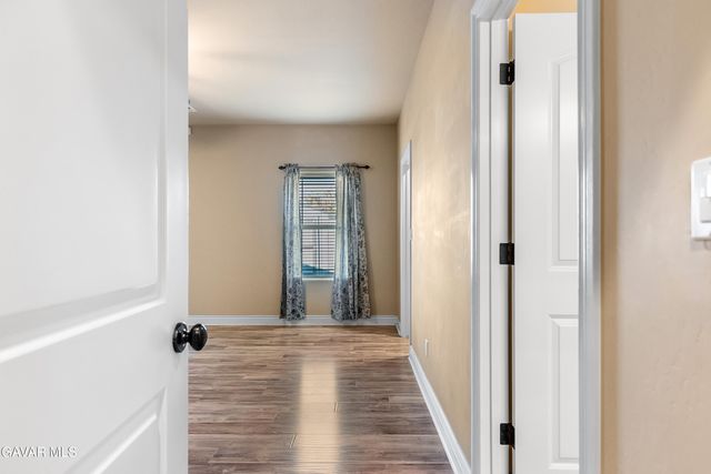 8925 Redwood Boulevard, California City, CA 93505