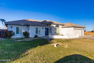 8925 Redwood Boulevard, California City, CA 93505