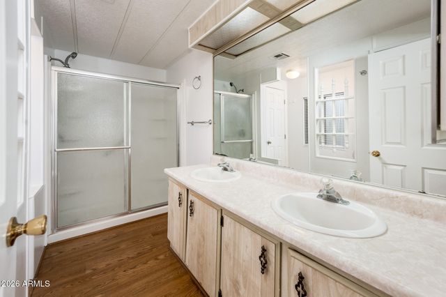 650 S PARK VIEW Circle, Mesa, AZ 85208