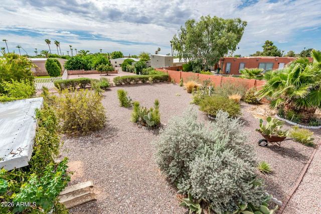 650 S PARK VIEW Circle, Mesa, AZ 85208