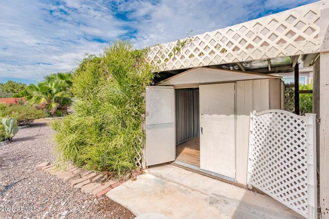 650 S PARK VIEW Circle, Mesa, AZ 85208
